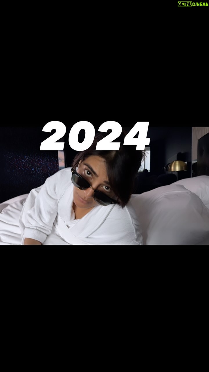 Samantha Instagram - It was what it was. It will be what it will be. Happy New Year😎 #2024