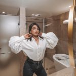 Samantha Instagram - Unbothered☕️ In @kreshabajajofficial @kreshabajaj Styled by @jukalker Jewellery @shopanatina via @ascend.rohank 📸 @kiransaphotography Hair @dakshhnidhi Makeup @avnirambhia