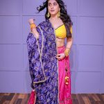 Sameeksha Sud Instagram - Happy navratri… 💕 #navratri #pictureoftheday Outfit @the_adhya_designer Muah @maneeshanathmuah_adara