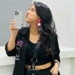 Sameeksha Sud Instagram - Cant keep calm its IPHONE 15 🔥 #iphone15 #pictureoftheday Outfit @modau_official Styling @_heena1396
