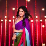 Sameeksha Sud Instagram - Wait for the dhamaka… 💜 Excited?? #whatjhumka #pictureoftheday Styled by @rimadidthat Saree @swadeshi_shringaar Blouse @the_adhya_designer Jhumka @moedbuille Bangles @Shagnaofficial Footwear @_all_about_toe
