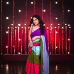 Sameeksha Sud Instagram - Wait for the dhamaka… 💜 Excited?? #whatjhumka #pictureoftheday Styled by @rimadidthat Saree @swadeshi_shringaar Blouse @the_adhya_designer Jhumka @moedbuille Bangles @Shagnaofficial Footwear @_all_about_toe