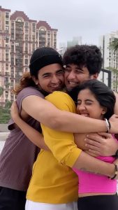 Sameeksha Sud Instagram - Unbreakable ❤️ @sameeksha.sud_ @vishalpandey_21 #teentigada #friendsforever #friendshipgoals