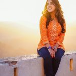 Sameeksha Sud Instagram - Kesariya.. 🧡 #sajjangarh #udaipur 📸 @jay_p_photography_udaipur