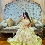 Sameeksha Sud Instagram - Happy Dhanteras… 🤍 #indianfestival #pictureoftheday Outfit @rental_by_bds_udaipur_ Redisson Blue Udaipur