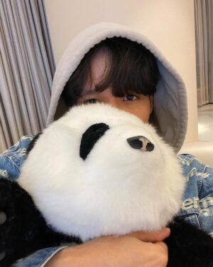 Samuel Instagram - 귀여운 척 하는 거 아니에요, 그냥 귀여운 걸 못 해요. 생일축한다 무엘아 HAPPY BDAY TO ME
