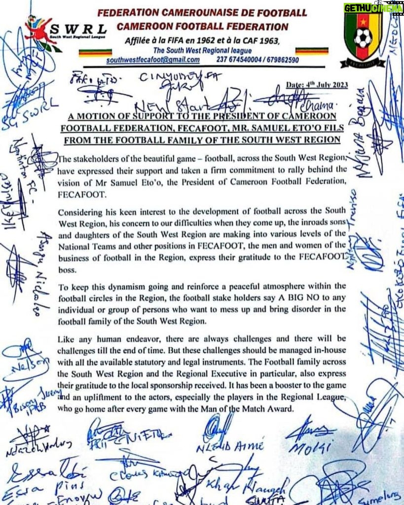 Samuel Eto'o Instagram - PRESS RELEASE The President of the Cameroonian Football Federation, Samuel Eto'o Fils, had the pleasure of receiving the motion of support from the football officials of the South West region, led by their leader, Ndazeh Valéry Tchiakeh. The federation's executive board pays tribute to these regional football leaders who tirelessly work with limited resources to rebuild, alongside Fecafoot, the virtuous new ecosystem that we promised to the Cameroonian people and to the Head of State, President Paul Biya. The Federation assures them of its support in their difficult task of promoting sports activities in this South West region, which has been marked by the scars of the conflict that disrupted the practice of our sport. It encourages the actors and officials involved in youth development to persevere in their efforts and the pursuit of excellence. The South West region is an important area in the strategic development plan that we are implementing, especially considering that this region is a breeding ground of excellence that has produced very talented football players for our country. Rest assured that this expressed support provides the federation's executive board with the strength to continue the implementation of the project aimed at providing our football with new foundations for harmonious development. The President of Fecafoot will take it upon himself to convey the relevant and constructive proposals contained in this motion of support to the Executive Committee. Together, with rigor and discipline, we will work to restore the greatness of Cameroonian football. President Samuel Eto'o @fecafootofficiel 🇨🇲🇨🇲🇨🇲