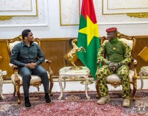 Samuel Eto'o Instagram - Thank you to the President of the transition, his Excellency Ibrahim Traoré for his audience, to the Minister of Sports of Burkina, and to the President of the Burkinabe Federation, Lazare Banssé, who invited me to this beautiful celebration of Burkinabe football.

We love this Africa!

MERCI au Président de la transition, son Excellence Ibrahim Traoré pour cette audience intense , Merci aussi à Monsieur le Ministre des sports du Burkina, Merci au président de la fédération burkinabé, Lazare Banssé, qui m’a invité à cette belle fête du football burkinabé.

On aime cette Afrique! @fbffoot