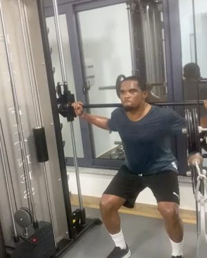 Samuel Eto'o Instagram - Un autre jour🏋🏿‍♀️🏋🏿‍♀️🏋🏿‍♀️🏋🏿‍♀️👌🏿👌🏿👌🏿🇨🇲🇨🇲🇨🇲 @puma partenariat rémunéré