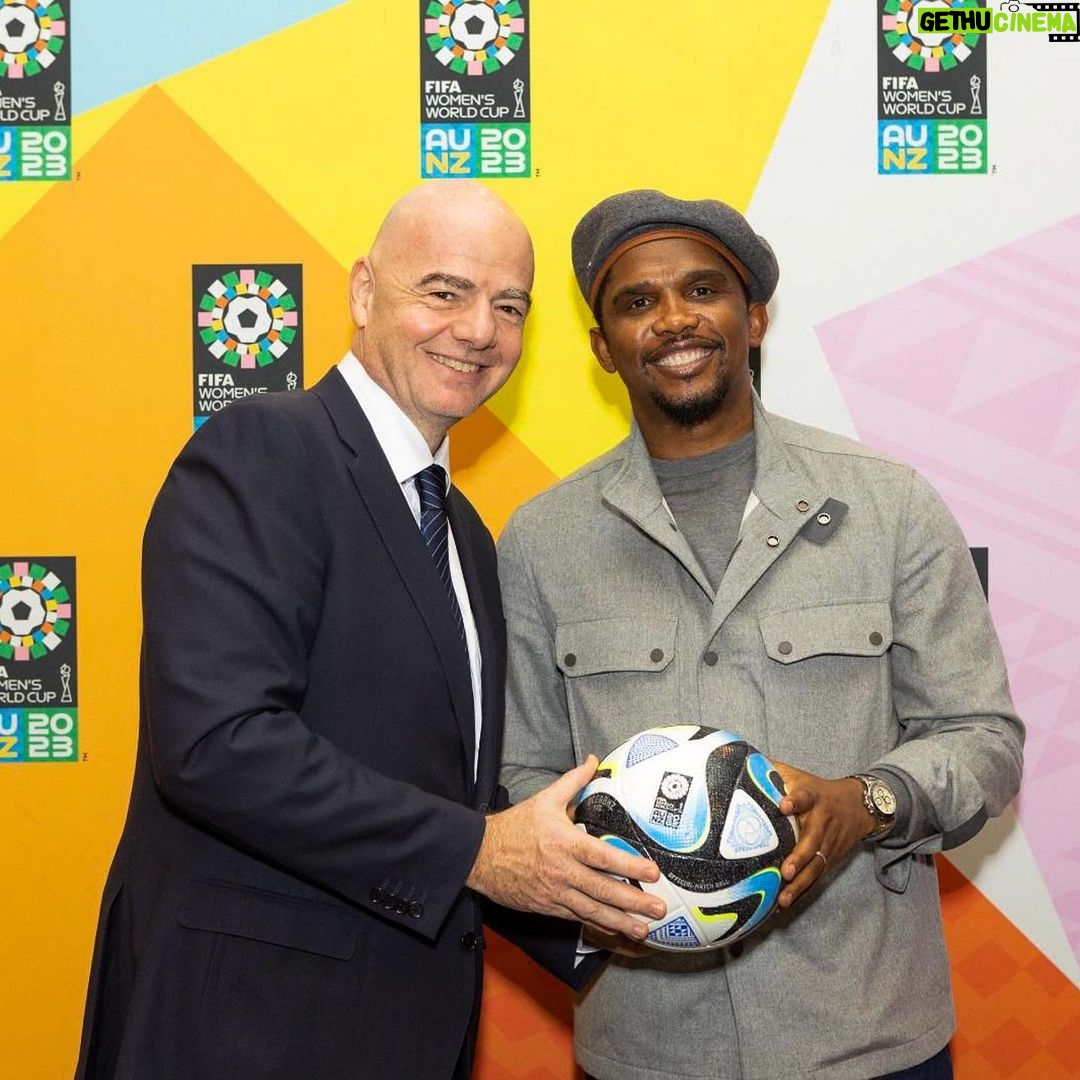 Samuel Eto'o Instagram - Great to be in Paris with the @fecafootofficiel team to attend the @fifa seminars discussing the Forward 3.0 Development Programme. Thank you for having us 🇨🇲⚽️