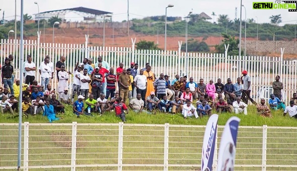 Samuel Eto'o Instagram - Parlons Football π QUI PEUT ??? Championnat Amateur ππΏππΏππΏππΏπ¨π²π¨π²π¨π²π¨π²π¨π²π¨π²π¨π² @fecafootofficiel