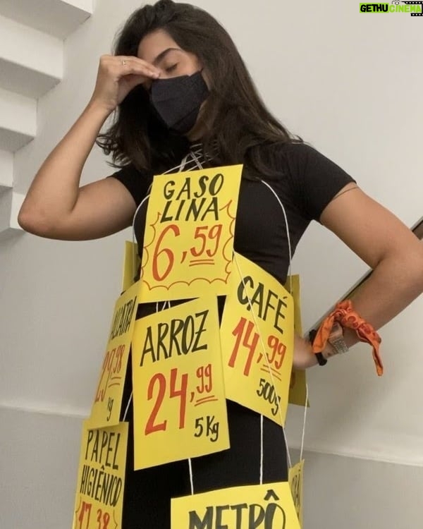 Samy Dana Instagram - O halloween em Belo Horizonte foi mais ou menos assim. Conta aí qual seria sua fantasia ideal p esse ano 👇