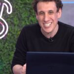 Samy Dana Instagram - A calculadora continua fazendo muito sucesso entre as pessoas que querem entender qual a melhor opção na hora de ter um carro zero km: assinar ou comprar? Neste vídeo eu compartilho com vocês a simulação da Tracker, carro que vem sendo bastante procurado no mercado. Confira aqui esta simulação e todos os pontos que devem ser considerados na hora de comprar ou assinar um carro. E aí, será que a assinatura compensa? Assista o vídeo e deixa aqui seu comentário.