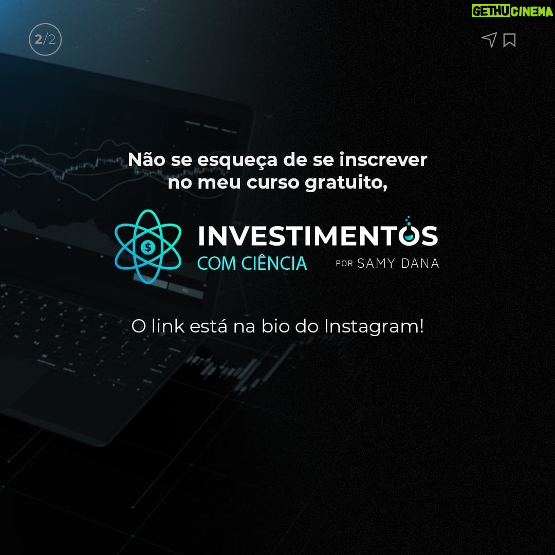 Samy Dana Instagram - No que você gostaria de investir? Você provavelmente vai encontrar esta resposta na B3 através de um instrumento chamado ETF, ou Exchange Traded Funds - Fundos Negociados em Bolsa em inglês. Cada vez mais populares, os ETFs são uma excelente forma para diversificar seus investimentos. Eles já eram uma febre nos Estados Unidos e estão estourando aqui no Brasil nos últimos anos, sinal da sofisticação de nosso mercado de investimentos. Com eles você vai poder investir com poucos cliques em ações brasileiras, ações americanas, chinesas, europeias, de outros países emergentes. Mas não só isso: através desse instrumento você consegue investir em ouro, criptomoedas, títulos públicos, índice de fundos imobiliários... Tudo isso com facilidade. E rendimento espetacular: a maior parte dos ETFs são fundos passivos que seguem índices, que normalmente desempenham muito melhor do que a gestão ativa de muitos dos gestores. Isso se aplica tanto para os ETFs de renda variável quanto para os de renda fixa! Então, não tenha medo de diversificar a sua carteira com esse instrumento. Eu vou ensinar você a montar uma carteira de investimentos eficiente em meu curso gratuito, Investindo com Ciência. O link está na bio. Inscreva-se!