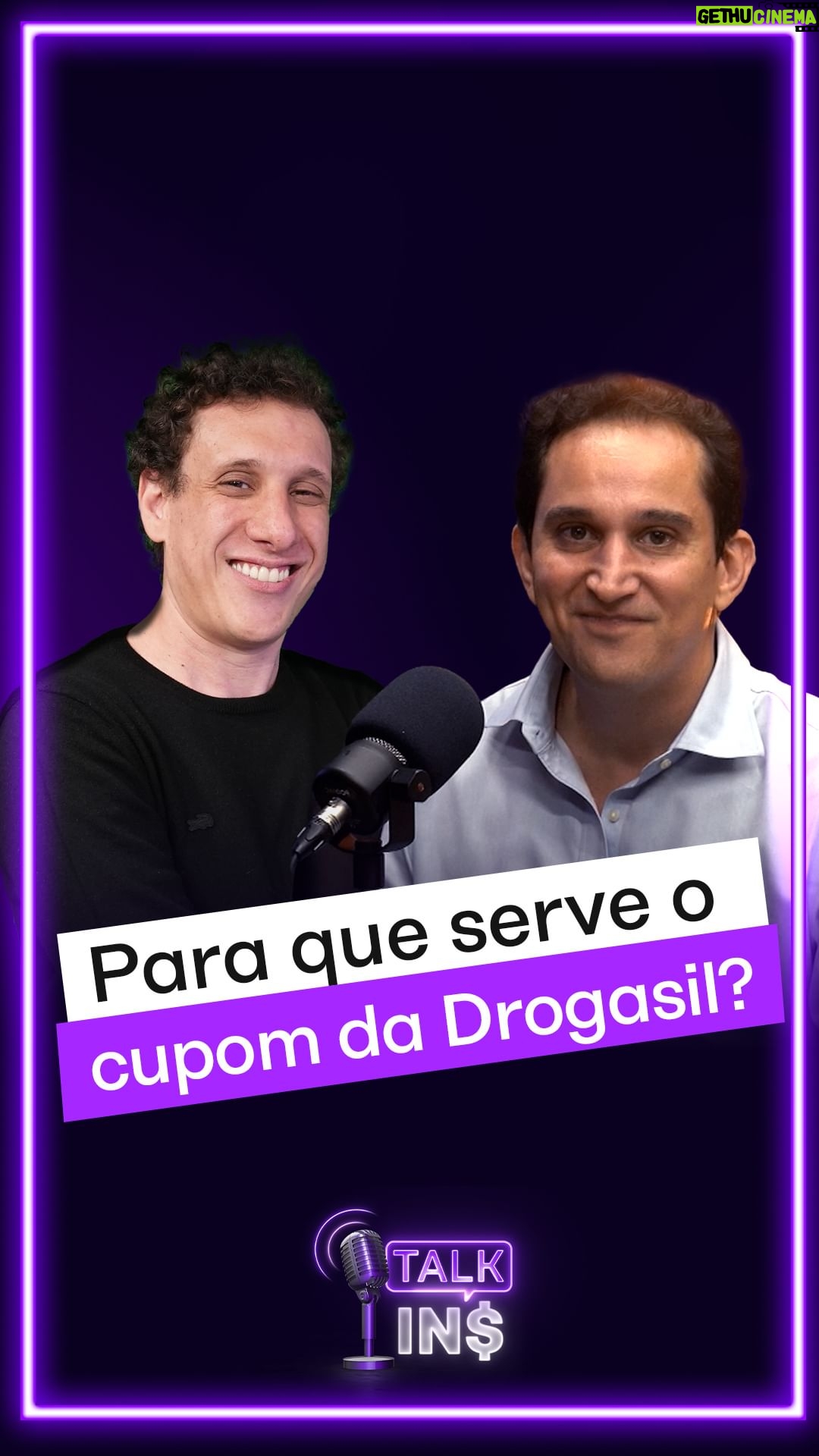Samy Dana Instagram - Afinal, para que serve o cuponzinho da Raia Drogasil? @samydanaoficial contou @samydanaoficial não gosta muito dele 😅 Mas Vitor Bertoncini, CEO da RD Ads, comentou como o cupom é parte da estratégia da empresa, e que ela funciona! Entenda mais no Talk InvestNews. Link na bio.