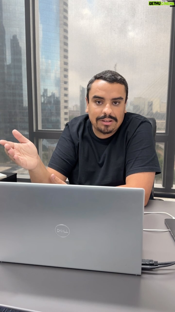 Samy Dana - 9.7K Likes - Boa oportunidade para você que está precisando de uma renda extra ou até mesmo um emprego novo! LINK NA BIO