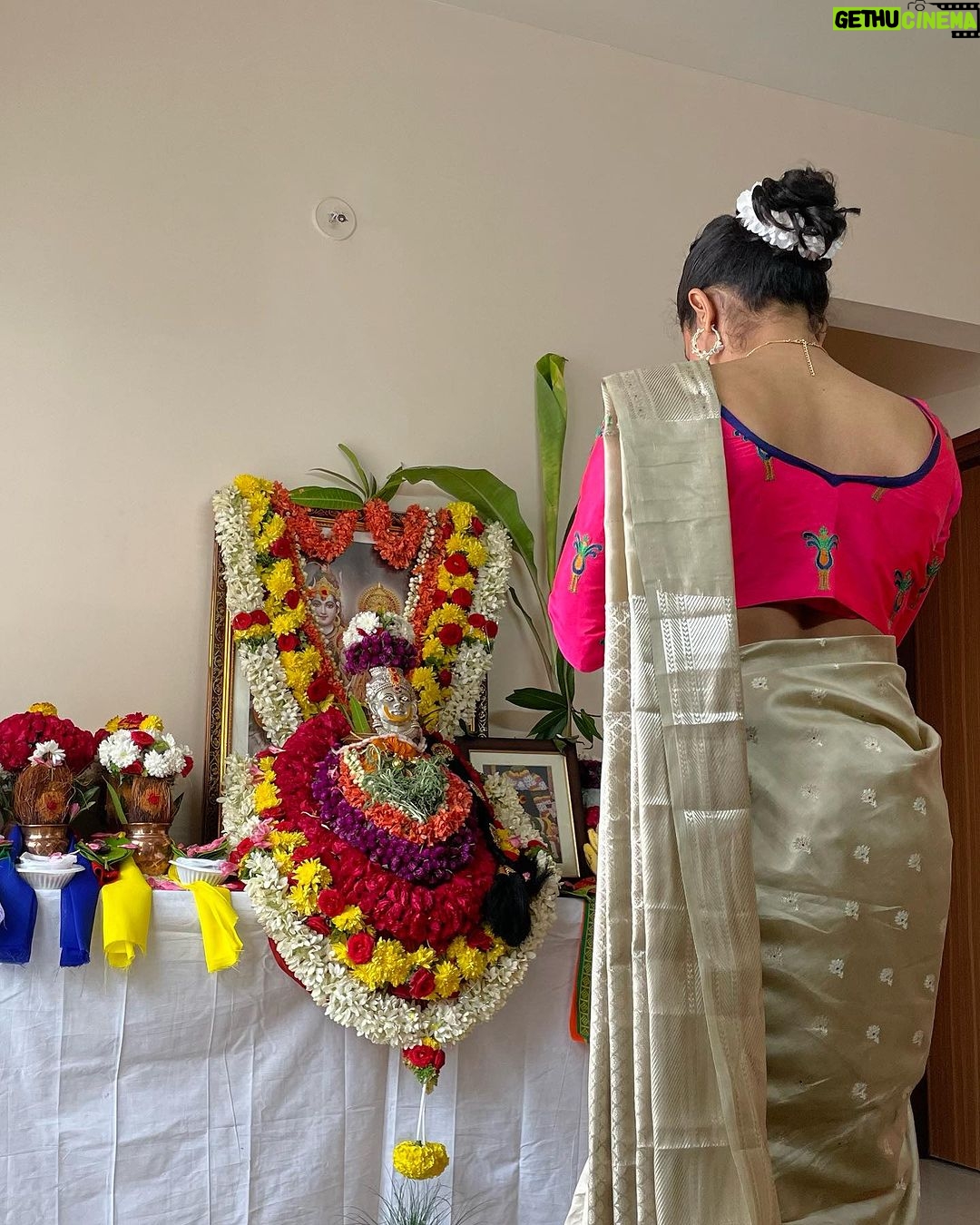 Samyuktha Hegde Instagram - To new beginnings 🤍 As we unlock the door to my new home, memories flood back – of a tiny 1bhk rented space where four of us coexisted, dreaming of a place to call our own one day. Every tear, every triumph, and every thank you to the universe has led us to this moment – where the difficulties are overshadowed by the sheer beauty of having a little place to call my own. Thank you Universe 🧿 ॐ नमः शिवाय ಓಂ ನಮಃ ಶಿವಾಯ oṃ namaḥ śivāya #newhome #newbeginnings