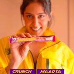 Samyuktha Hegde Instagram - Show them you’ve got crunch. Jam to the track, make a reel and post it on your feed. Don’t forget to tag @nestle.munch and use #ShowYourCrunch #ad