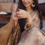 Sana Javed Instagram - @Naqshiclothingstore_ سنگیت Party Wear ‘24 has me all excited! These outfits are stunning and designed to make you shine. Stay tuned for the elegance vibes! ✨ Brand: @naqshiclothingstore Photography: @yasser.sadiq_ Videography: @filmsbybilal Stylist: @shaamlatiph Mua: @sunil_mua Art Direction: @afshan.khalid01