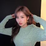Sana Minatozaki Instagram - 잊을때쯤 찾아와바써🧚🏻‍♀️🎀🧚🏻