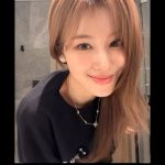 Sana Minatozaki Instagram - 🦋🦋🦋