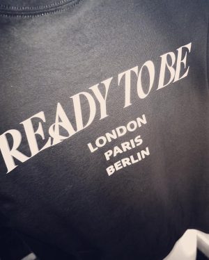 Sana Minatozaki Instagram - My first Europa tour diary①📔🩰🪽🩶