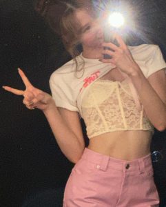 Sana Minatozaki Instagram - My first Europa tour diary①📔🩰🪽🩶
