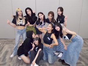 Sana Minatozaki Instagram - ୧⍤⃝🩵 ୧⍤⃝💚 ୧⍤⃝🩷 ୧⍤⃝💜 ୧⍤⃝🧡 ୧⍤⃝💙💚 ୧⍤⃝🤍 ୧⍤⃝❤️ ୧⍤⃝💙