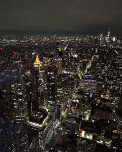 Sana Minatozaki Instagram - Last day in snowy New York looking down from Empire State Building❤︎