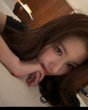 Sana Minatozaki Instagram - 까먹기전에🤳🩶🤎