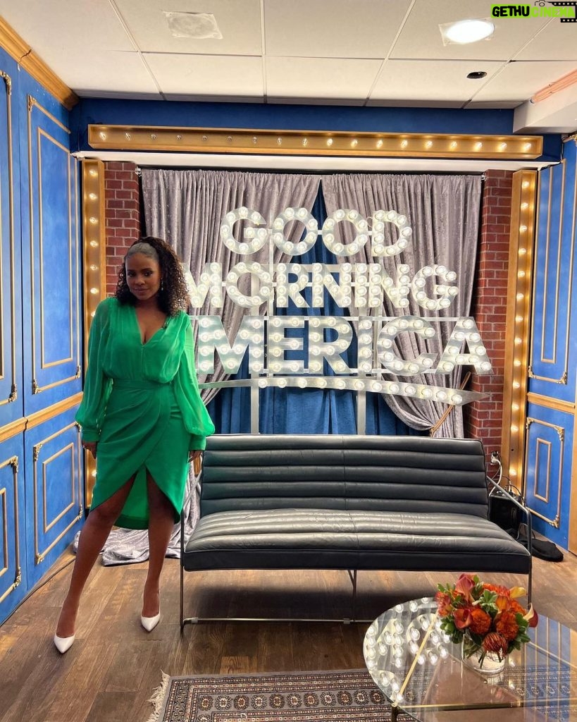 Sanaa Lathan Instagram - #GoodMorningAmerica and a nap. #ONTHECOMEUP 💫🔥💫 THIS FRIDAY #Sept23 Streaming on @paramountplus and in theaters. ❤‍🔥 On The Come Up