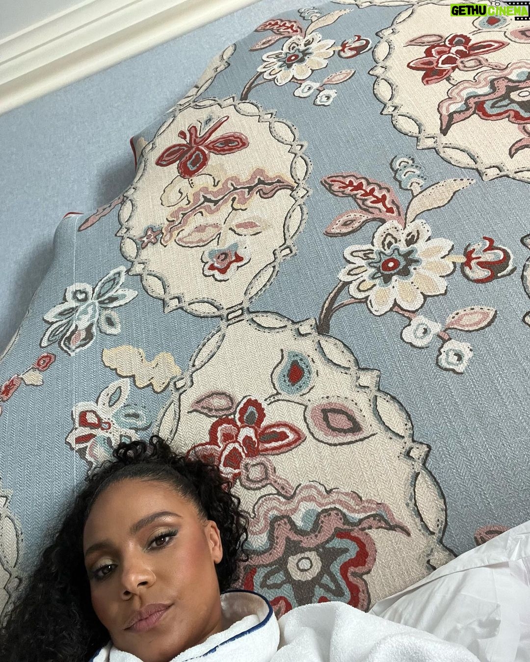 Sanaa Lathan Instagram - #GoodMorningAmerica and a nap. #ONTHECOMEUP 💫🔥💫 THIS FRIDAY #Sept23 Streaming on @paramountplus and in theaters. ❤️🔥 On The Come Up