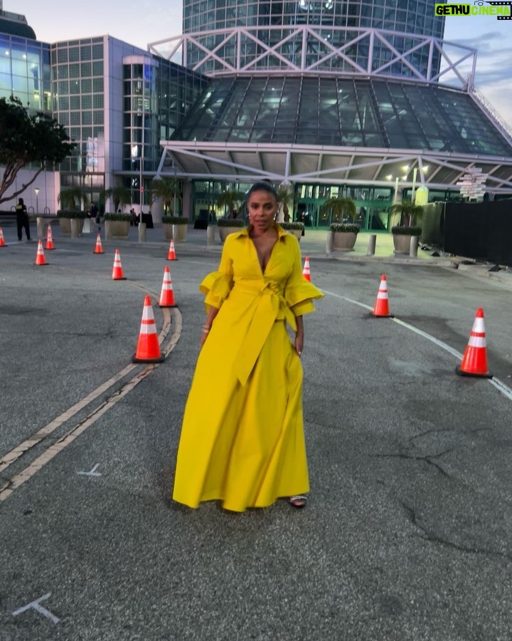 Sanaa Lathan Instagram - @colettelathan #babysister #Emmys 💛