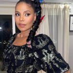 Sanaa Lathan Instagram - Festive glam on my way to @thelamission @thealist.us fundraiser celebration hosted by my girl @morereginahall with my brother @djtendajilathan on the ones and two’s. So much fun and for a great cause ❤️ Glam: @kimblehaircare & @saishabeecham Style: @bleuclothing 🦋