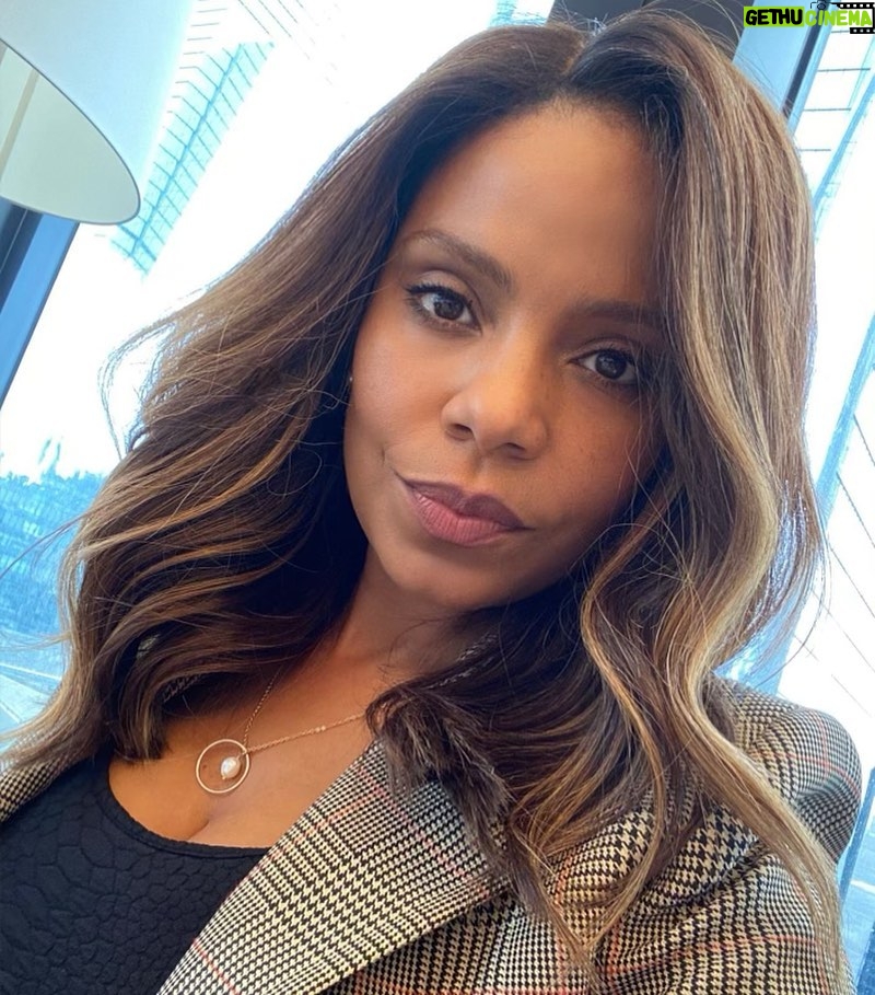 Sanaa Lathan Instagram - Good morning Sunshine 🌞#SuccessionHbo New York, New York