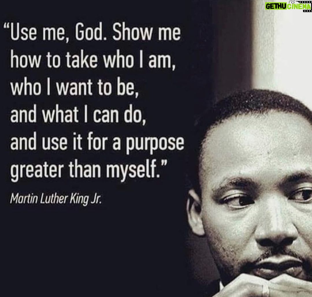 Sanaa Lathan Instagram - Happy birthday #DrMartinLutherKingJr. ♥️