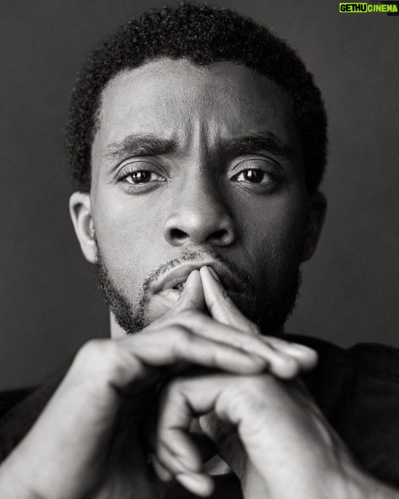 Sanaa Lathan Instagram - Your breathtaking, light, talent and beauty will continue to inspire through the ages. #RestInParadise dear King. #ChadwickBoseman 🖤🙏🏾