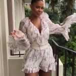 Sanaa Lathan Instagram - Here’s to the freakin’ weekend! Hope you find something to smile about. 💋