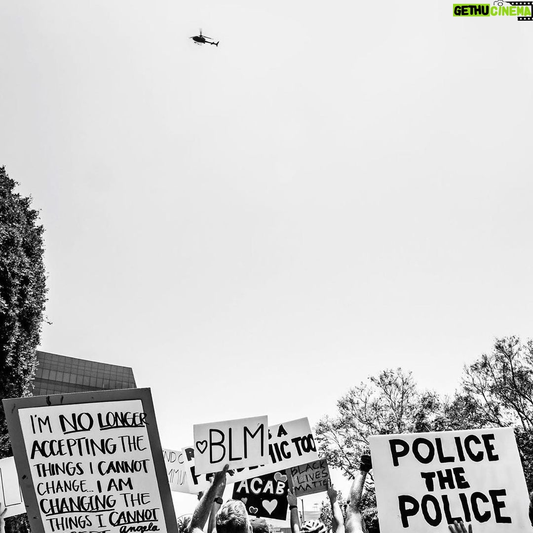 Sanaa Lathan Instagram - My little sister @lilianelathan is an amazing photographer. Check out these breathtaking images she captured. 🔥🔥🔥 #Repost from @lilianelathan BLM. ✊🏿 #BeTheChange #AllBlackLivesMatter Los Angeles, California