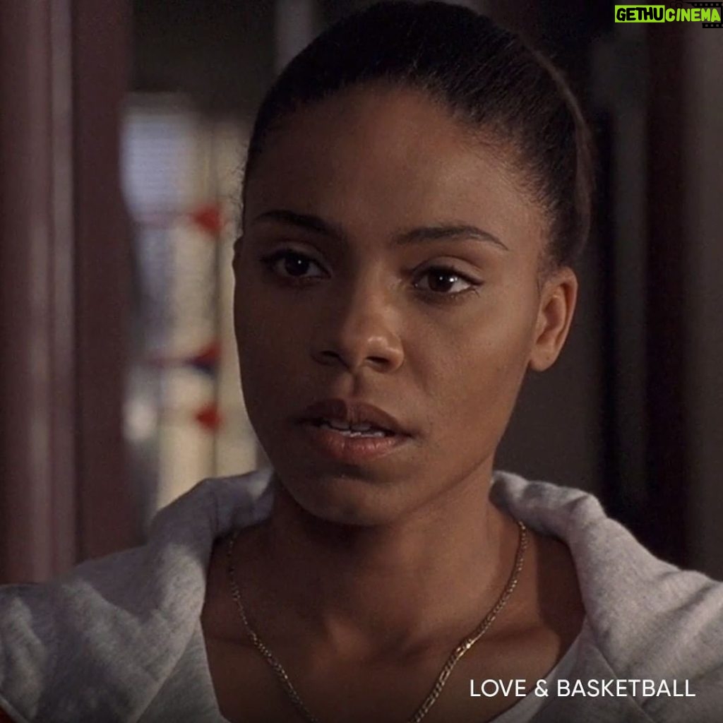 Sanaa Lathan Instagram - ☺️ #Repost from @hbomax You look like you could use some #SanaaLathan in your life. #FamilyMatters #LoveAndBasketball #NativeSon and #Succession are streaming now on #HBOMax.