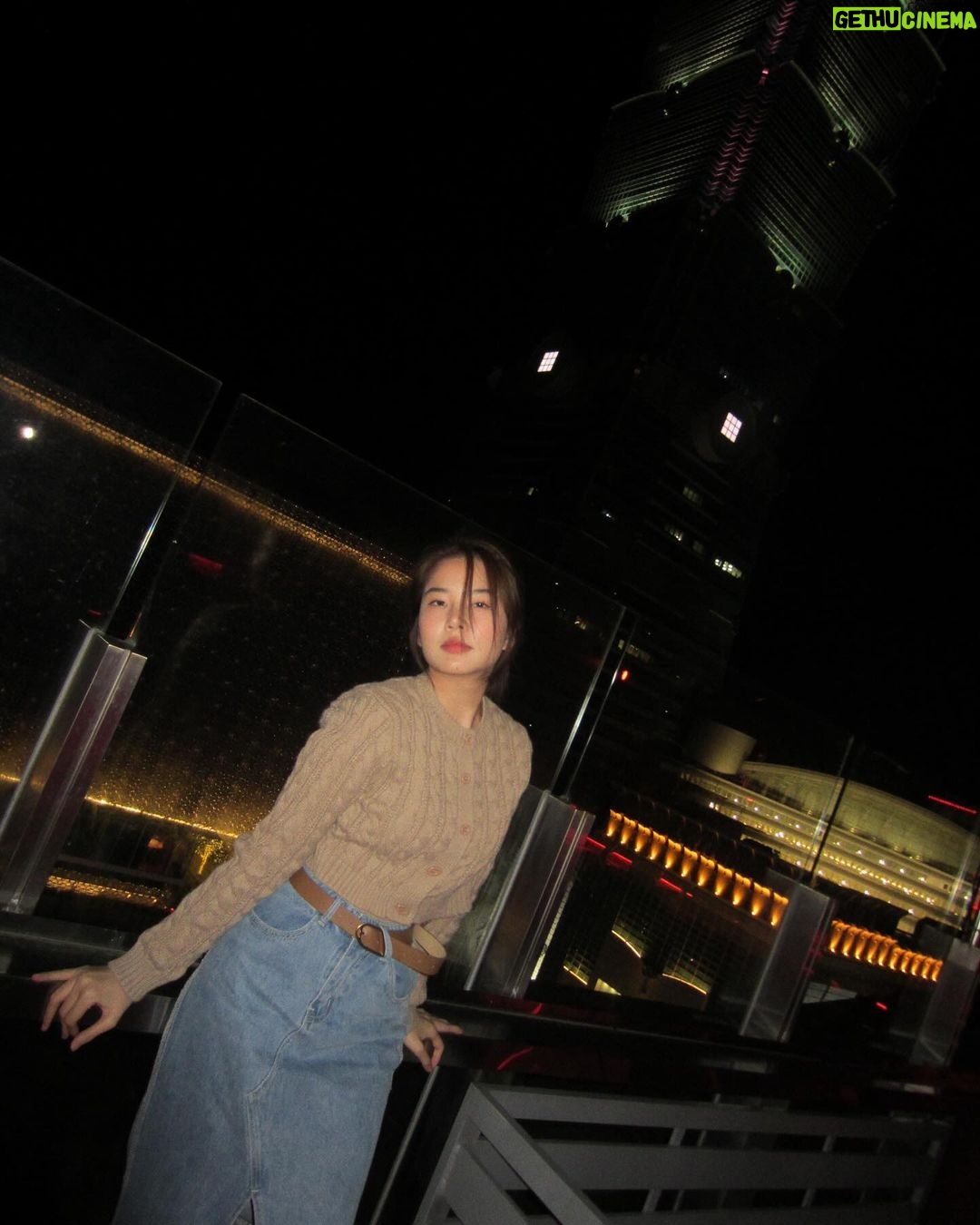 Sananthachat Thanapatpisal Instagram - ♥️🍸 Love at first sip 😛♥️ Drunk Play 爛醉不累