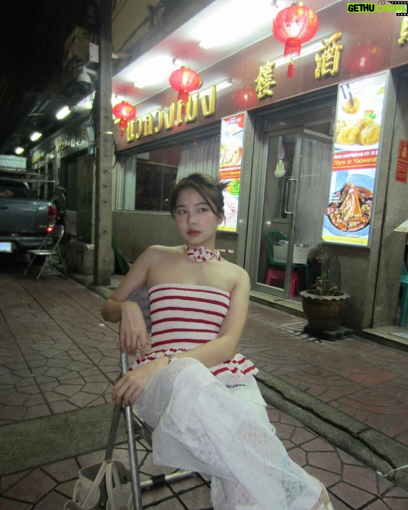 Sananthachat Thanapatpisal Instagram - Chinatown 🏮 Chinatown Bangkok