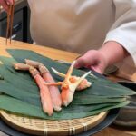 Sananthachat Thanapatpisal Instagram - เชฟบอกว่า เรื่องหอยไว้ใจเชฟฟฟ 👨‍🍳 omakase ที่นี่เค้ามีจุดเด่นนเรื่องหอยๆ คือปลาสด อร่อยทุกคำอยู่แล้ว แต่ความเก๋เลยคือ หอยหลายชนิดมากที่ไม่เคยกิน มีหอยปีกนก หอยงวงช้าง แล้วคือสด กรึบมากกก อันนี้ไม่เคยทานที่อื่นเลยจริงงง ต้องมา! uni เริ่ด 🍙 อากิโมะแบบมีเจลลี่เคลือบ ไอเลิฟมั่กก 📍ร้านอยู่ marche thonglor Ryuzu Omakase
