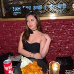 Sanaya Pithawalla Instagram - Date night with me ♥️ @pfchangsindia @detales_communications