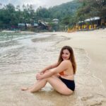 Sanaya Pithawalla Instagram - Take me back to the islands 🤌🥹🏝️👙 The last picture is my favourite 🤭 #thailanddiaries 🇹🇭 Koh Phangan