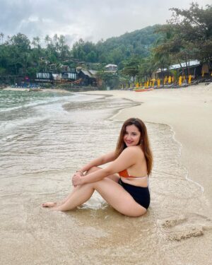 Sanaya Pithawalla Instagram - Take me back to the islands 🤌🥹🏝️👙
The last picture is my favourite 🤭
#thailanddiaries 🇹🇭