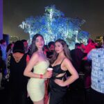 Sanaya Pithawalla Instagram - New Year’s Eve 2023 done right 🖤🤍 #bangkokdiaries @goldcoastfilmsofficial ♥️ Bangkok, Thailand