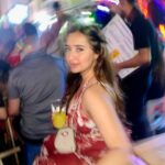 Sanaya Pithawalla Instagram - Bangkok nights be like 🥰 @goldcoastfilmsofficial 📸- @_sachin_senthwal_
