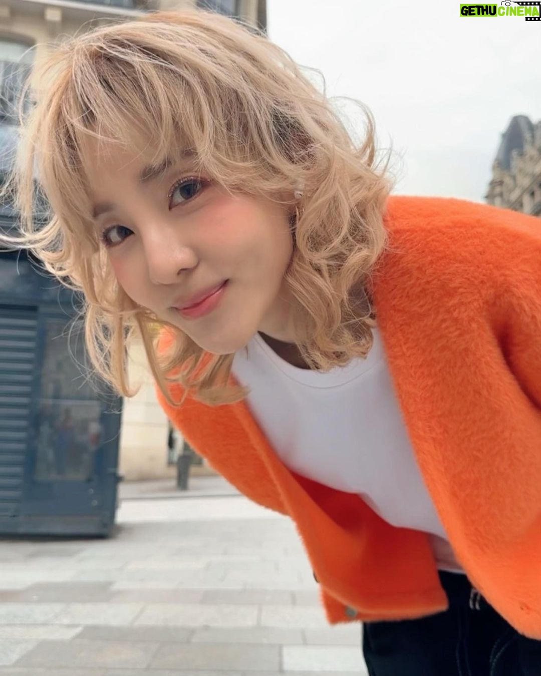 Sandara Park Instagram - 파리~ 행복했다~!!! ☺️😁🇫🇷 #memoriesofparis Paris, France