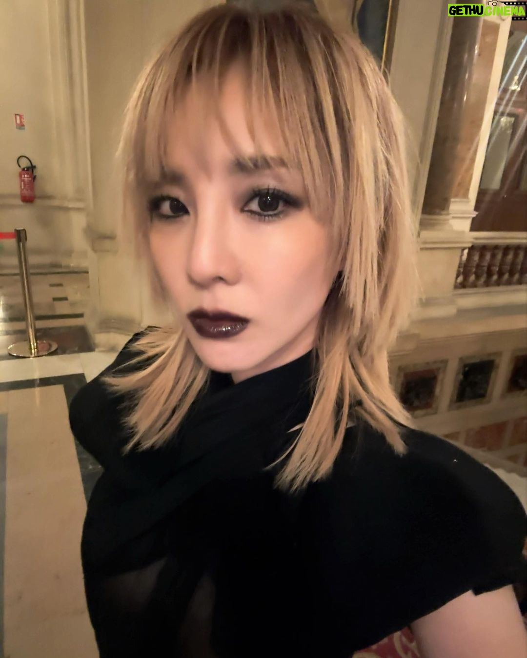 Sandara Park Instagram - #Dara #SandaraPark #PFW #2024 @yohjiyamamotoofficial Paris, France